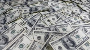 Capitais Brasileiros no Exterior - Declaração obrigatória para ativos acima de US$100 mil.